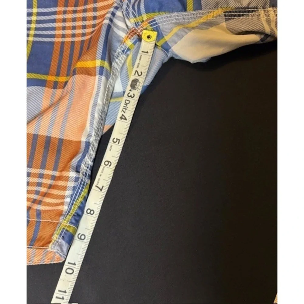 Old Navy Mens plaid board shorts size medium